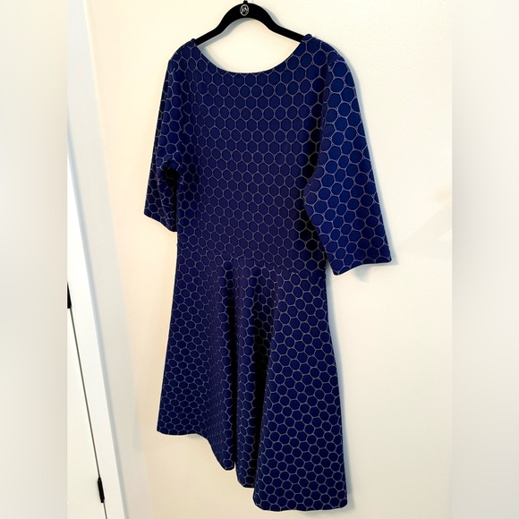NWT Women’s Leota Seraphina Textured Knit Dress - Size XL - Navy - Picture 3 of 16